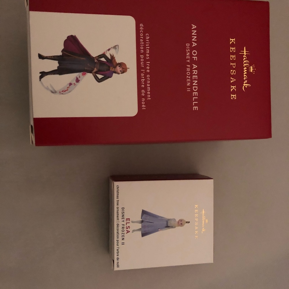 Hallmark Ornaments Frozen 2!! Elsa and Anna!!